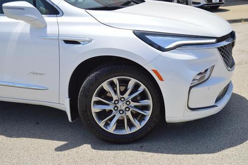 2023 Buick Enclave Avenir AWD