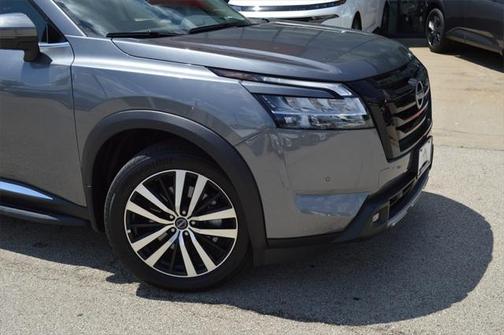 2024 Nissan Pathfinder Platinum 4WD