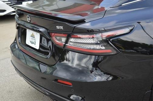 2023 Nissan Maxima SR Xtronic CVT