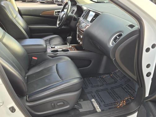 2019 Nissan Pathfinder Platinum