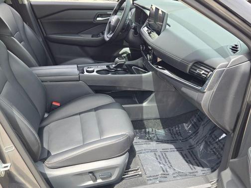 Gun Metallic 2026 Nissan Rogue SL