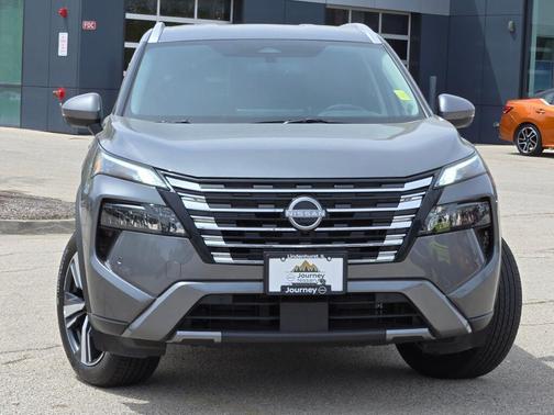 Gun Metallic 2026 Nissan Rogue SL