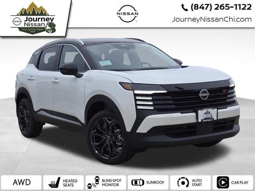 Aspen White Tricoat/Super Black 2026 Nissan Kicks SR