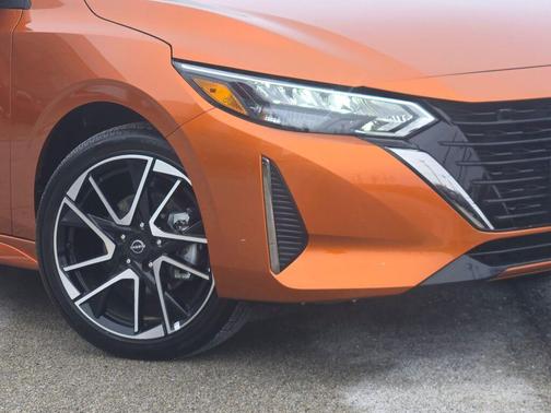2025 Nissan Sentra SR