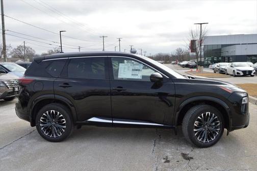 2025 Nissan Rogue Platinum