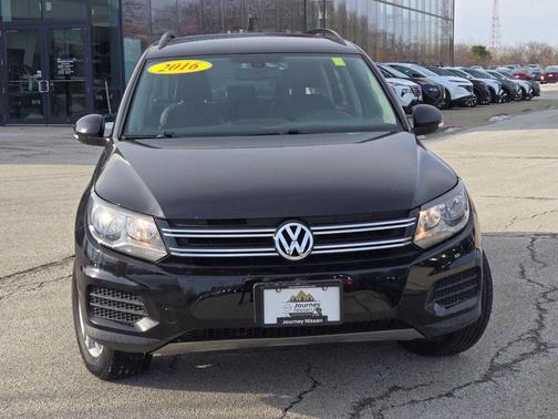 2016 Volkswagen Tiguan S