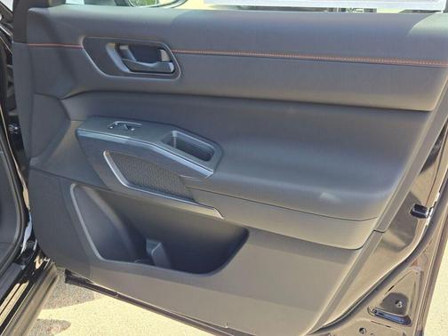 Super Black 2026 Nissan Pathfinder Rock Creek