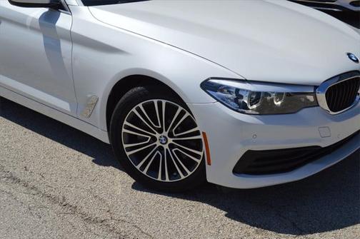 2020 BMW 530 530i