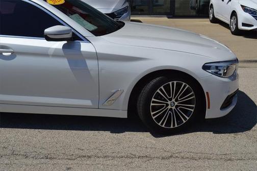 2020 BMW 530 530i