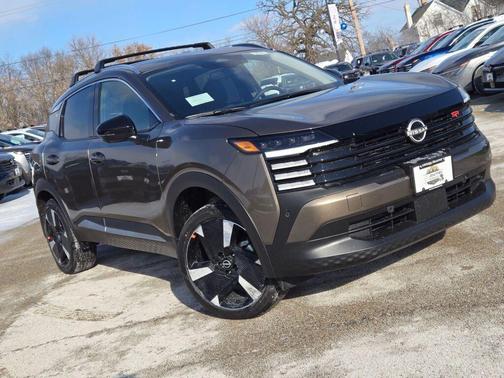 2026 Nissan Kicks SR