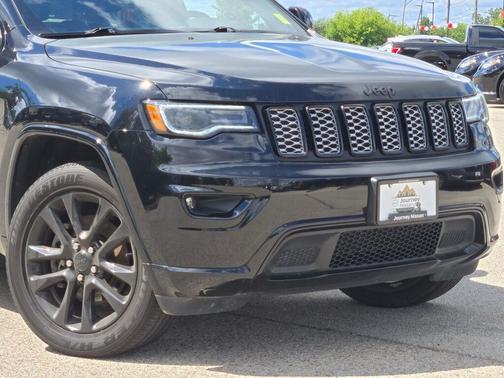2021 Jeep Grand Cherokee Laredo