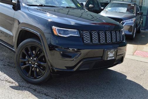 2021 Jeep Grand Cherokee Laredo