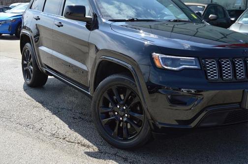 2021 Jeep Grand Cherokee Laredo