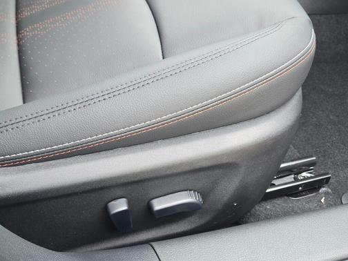 Super Black Clearcoat 2026 Nissan Altima SR AWD