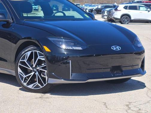 Onyx Black 2024 Hyundai IONIQ 6 SEL