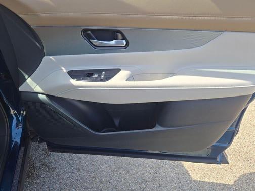 Aurora Blue/Super Black 2026 Nissan Murano Platinum