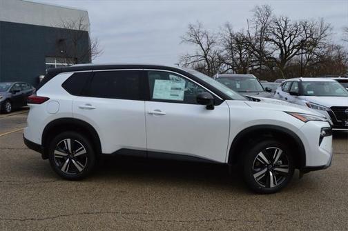 2025 Nissan Rogue SL