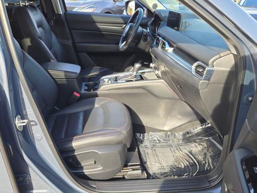 2025 Mazda CX-5 Carbon Edition