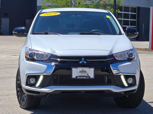 Pearl White 2019 Mitsubishi Outlander Sport 2.0 SP