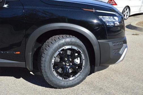 2025 Nissan Pathfinder Rock Creek 4WD