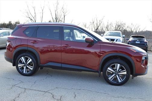 2025 Nissan Rogue SL