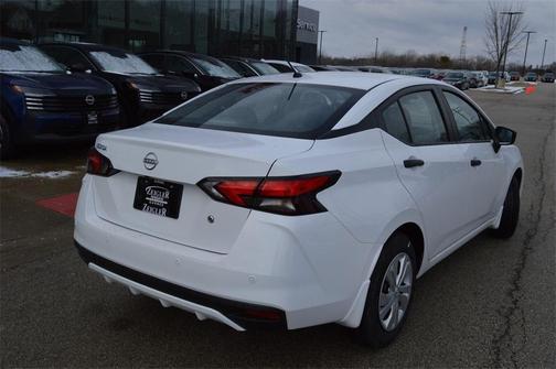 2025 Nissan Versa 1.6 S