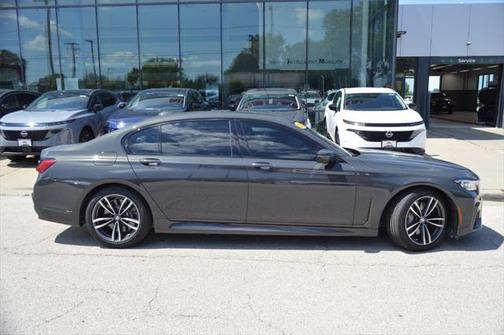 2021 BMW 750 i xDrive