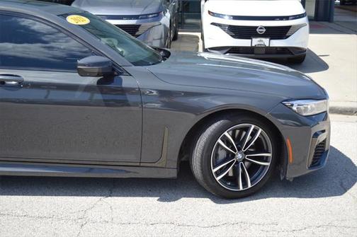 2021 BMW 750 i xDrive