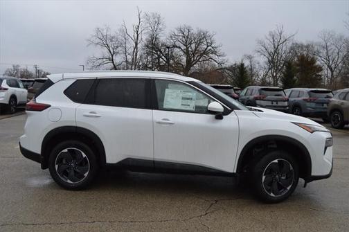 2025 Nissan Rogue SV