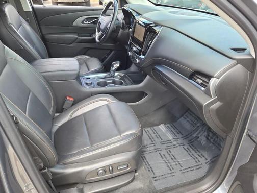 2021 Chevrolet Traverse RS