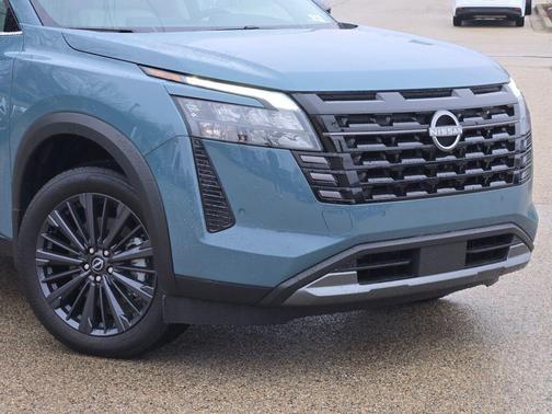 Baltic Teal 2026 Nissan Pathfinder SL