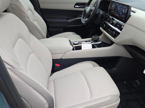 Baltic Teal 2026 Nissan Pathfinder SL