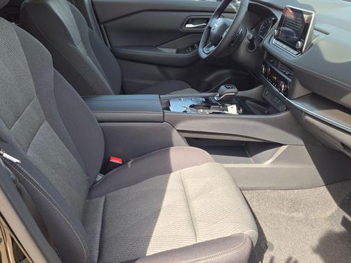 Super Black 2026 Nissan Rogue SV