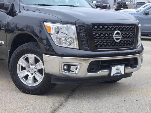 2019 Nissan Titan SV