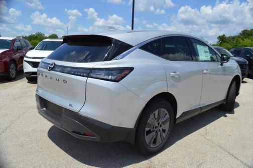 2025 Nissan Murano SL