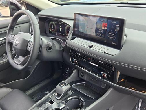 Super Black 2026 Nissan Rogue SL