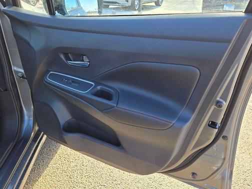 Gun Metallic 2025 Nissan Versa 1.6 S