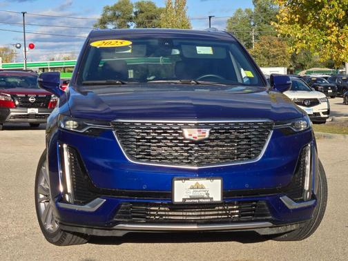 2025 Cadillac XT6 Premium Luxury FWD