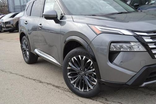 2025 Nissan Rogue Platinum