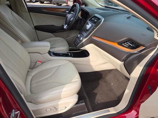 2017 Lincoln MKC Select