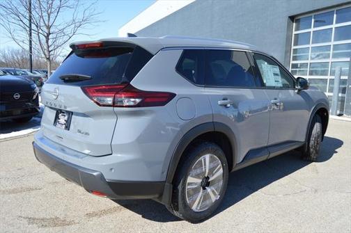 2025 Nissan Rogue SL