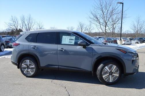2025 Nissan Rogue SL
