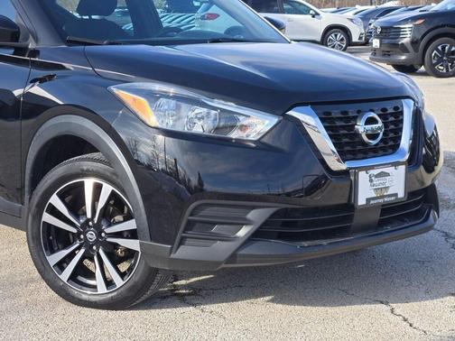 2020 Nissan Kicks SV
