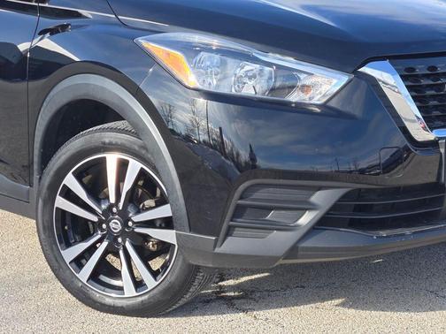 2020 Nissan Kicks SV