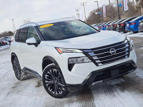 2024 Nissan Rogue Platinum