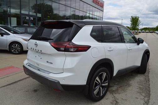 2024 Nissan Rogue SL