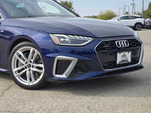 2022 Audi A4 45 S line Premium Plus