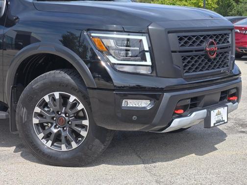 2024 Nissan Titan PRO-4X