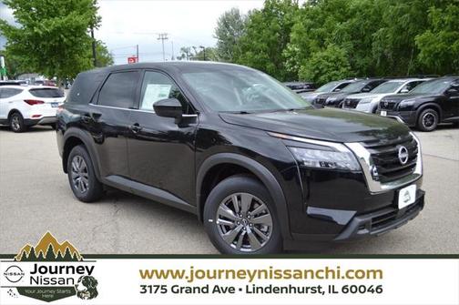2025 Nissan Pathfinder S 4WD