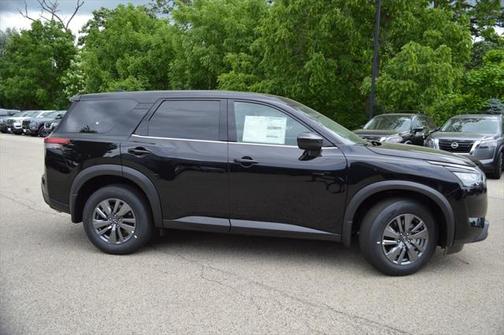 2025 Nissan Pathfinder S 4WD